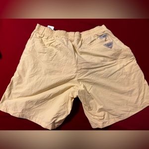 Columbia PFG 8’ Yellow Swim Trunks
